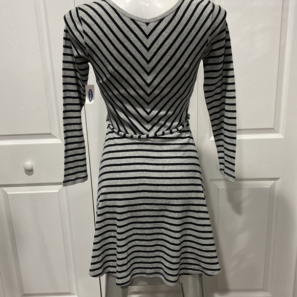 Girl’s Old Navy long sleeve dress size L (10-12) - Picture 2 of 12
